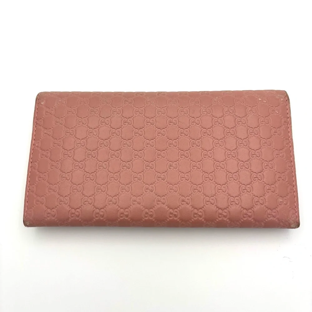 Gucci Pink Leather Wallet with Quilted Design